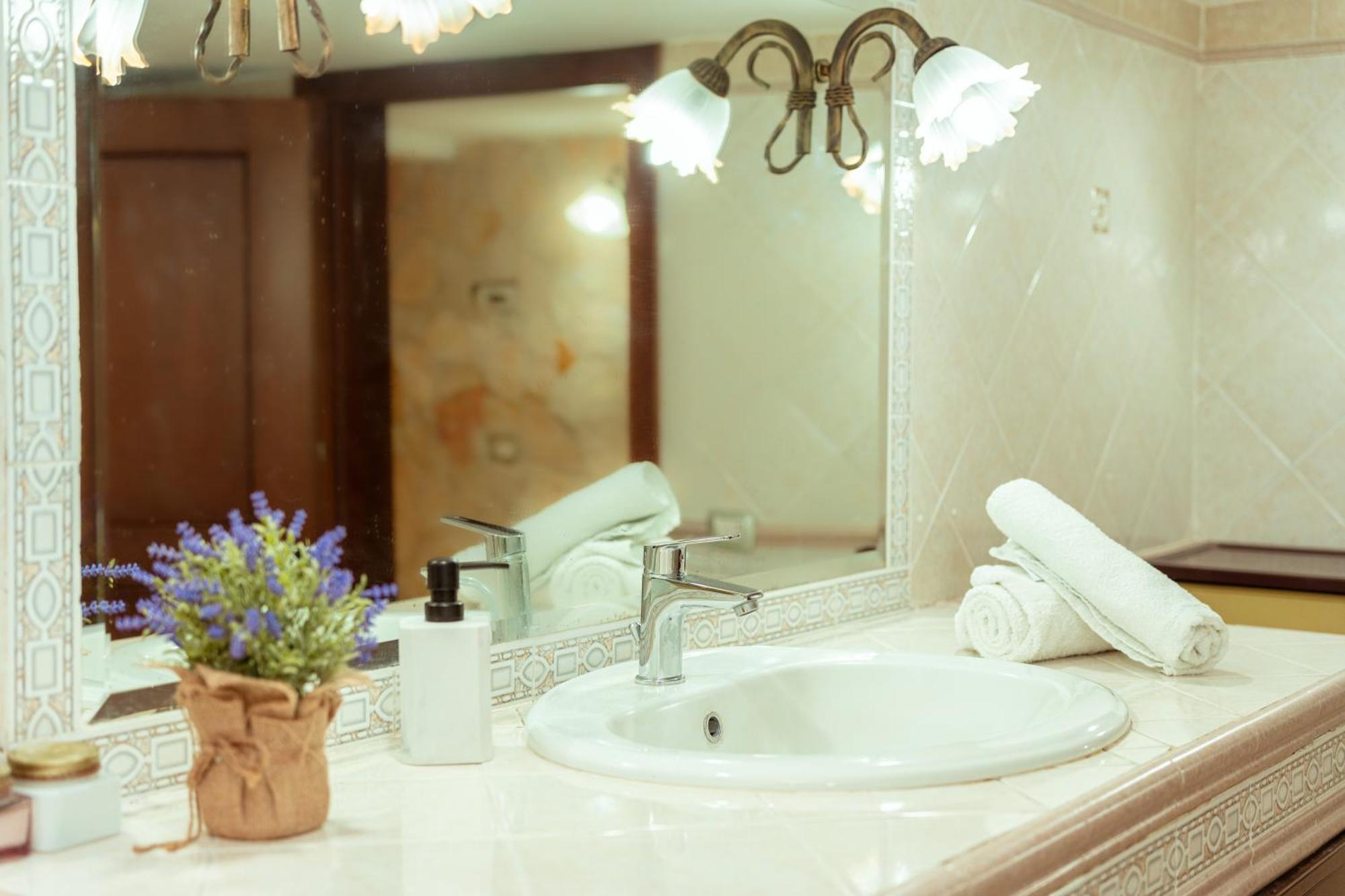 فيلا Monserrato House كاتانيا المظهر الخارجي الصورة